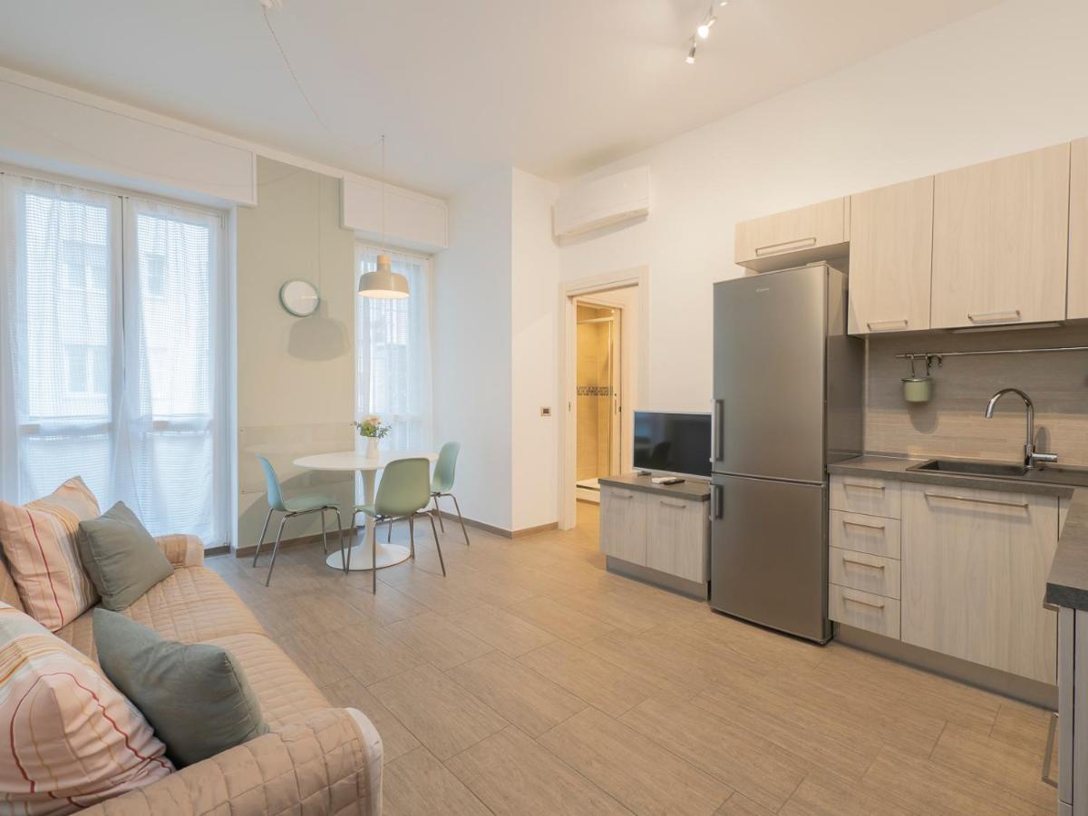 I Host Apartment - Montesuello 9 米兰 外观 照片